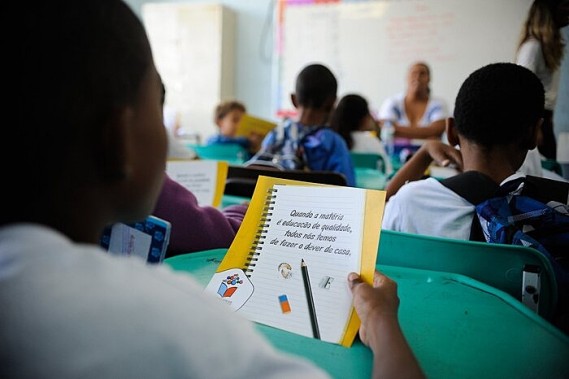 Protocolo contra racismo e discriminação nas escolas avança no Senado 